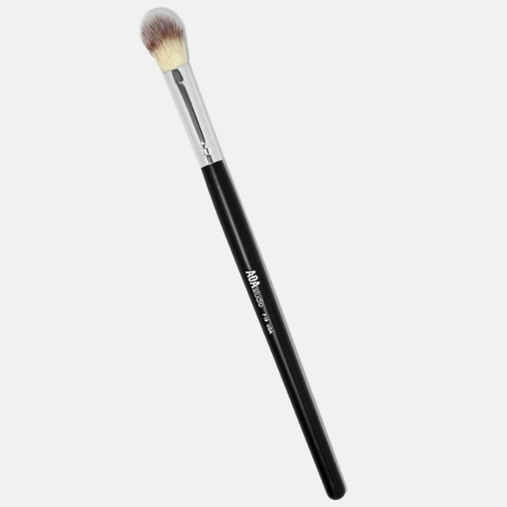 🔥5/$25🔥F19 Highlighter Brush
